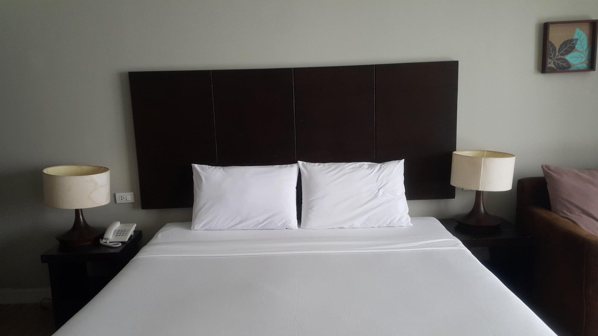 Summer Spring Hotel Патая Екстериор снимка