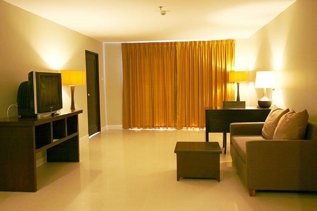 Summer Spring Hotel Патая Екстериор снимка