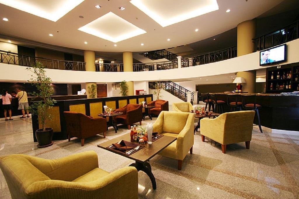 Summer Spring Hotel Патая Екстериор снимка