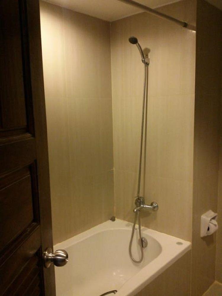 Summer Spring Hotel Патая Екстериор снимка